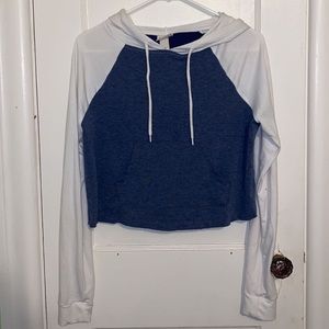 cropped hoodie